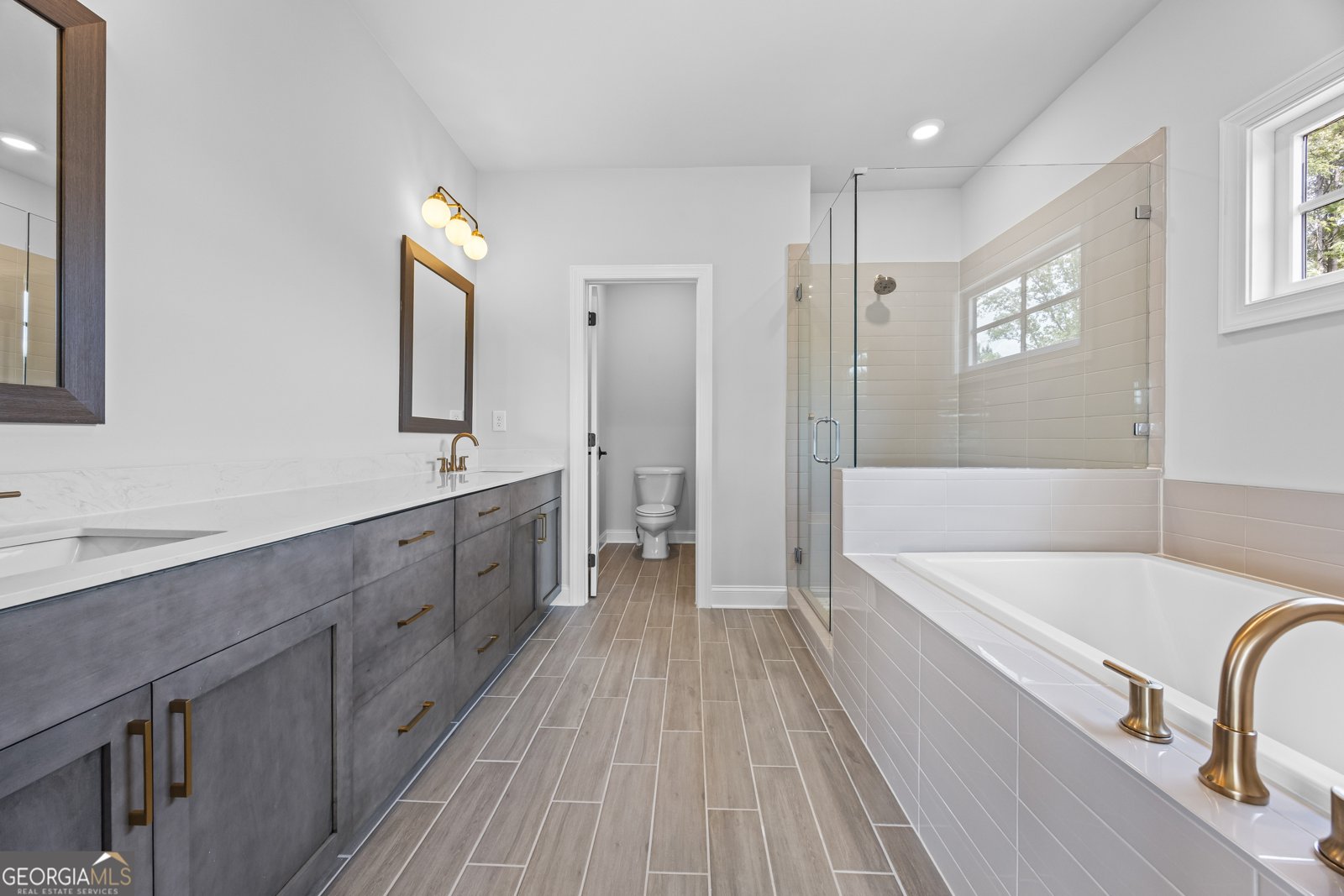 3900 White Street Suwanee - 33