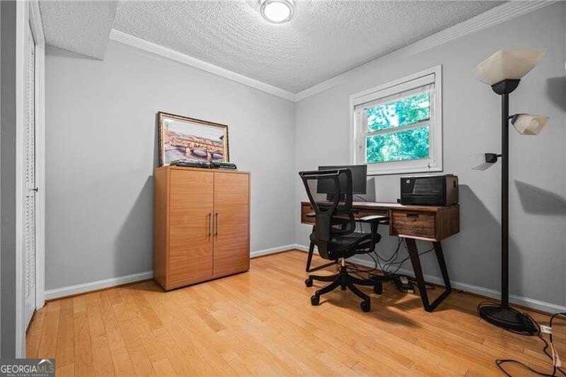 951 Woodmont Drive Marietta - 19