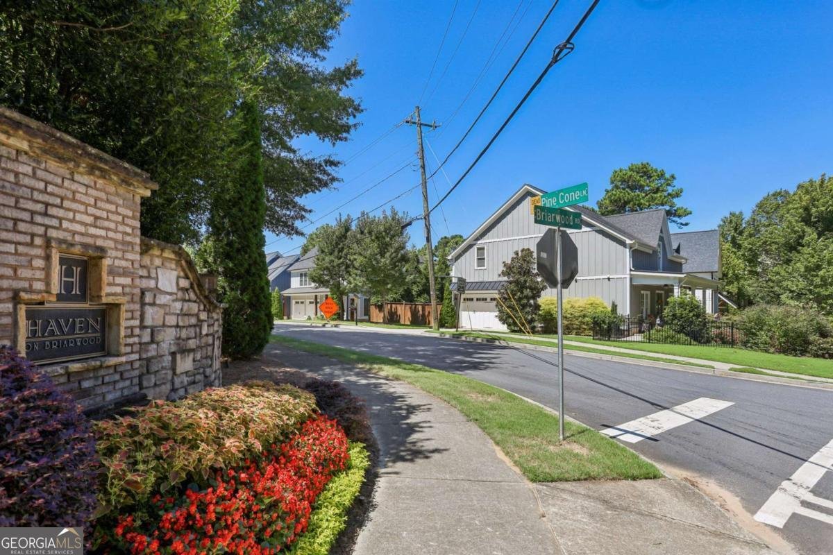 2061 Morrison Avenue Brookhaven - 24