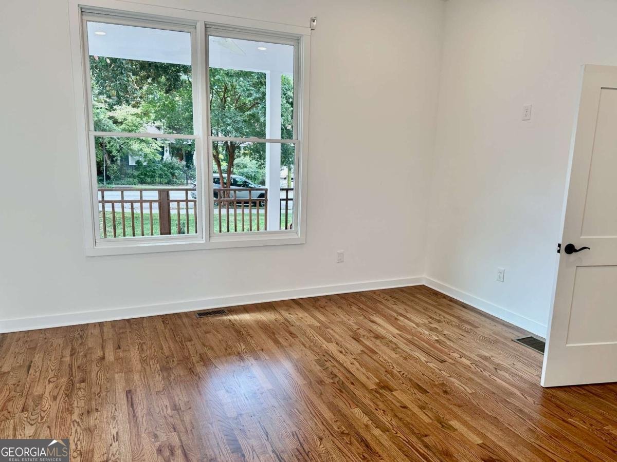 851 Dill Avenue Atlanta - 10