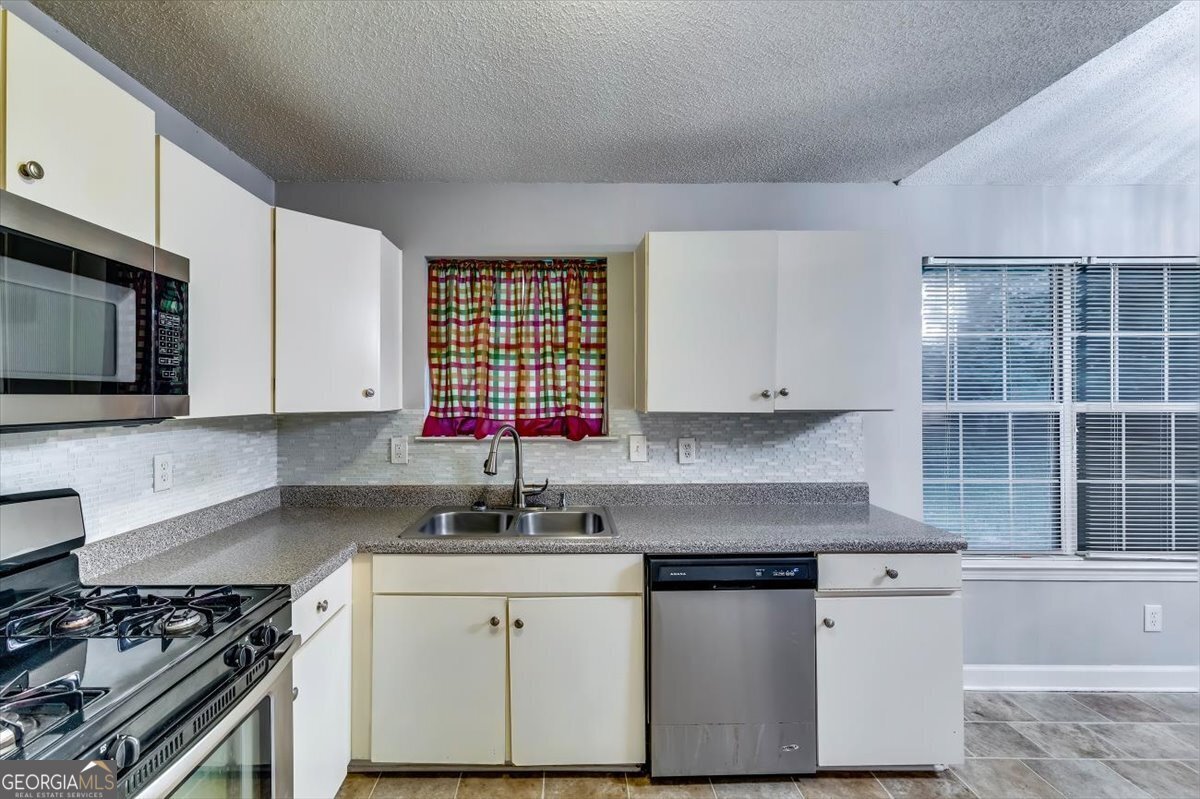2493 WILLENHALL Way Lithonia - 10