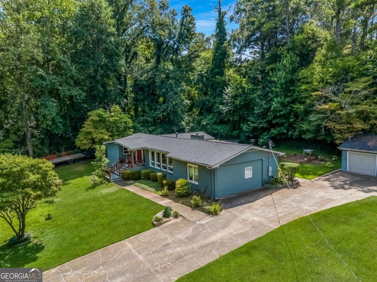 6101 Misty Valley Drive Acworth - 1