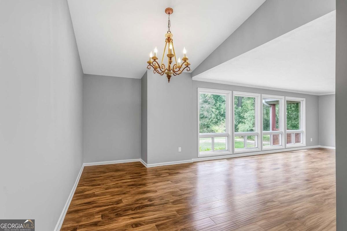 6101 Misty Valley Drive Acworth - 33