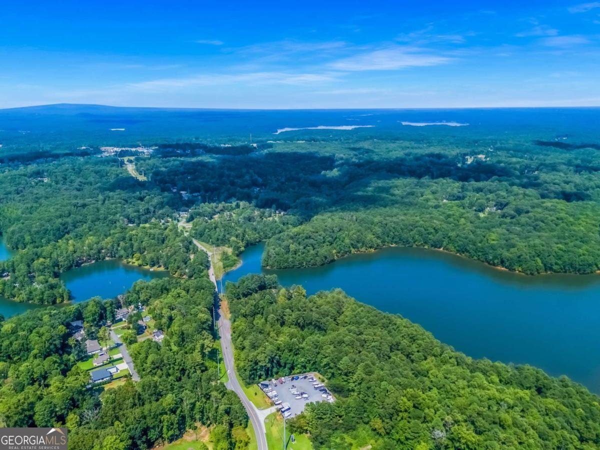 6101 Misty Valley Drive Acworth - 6