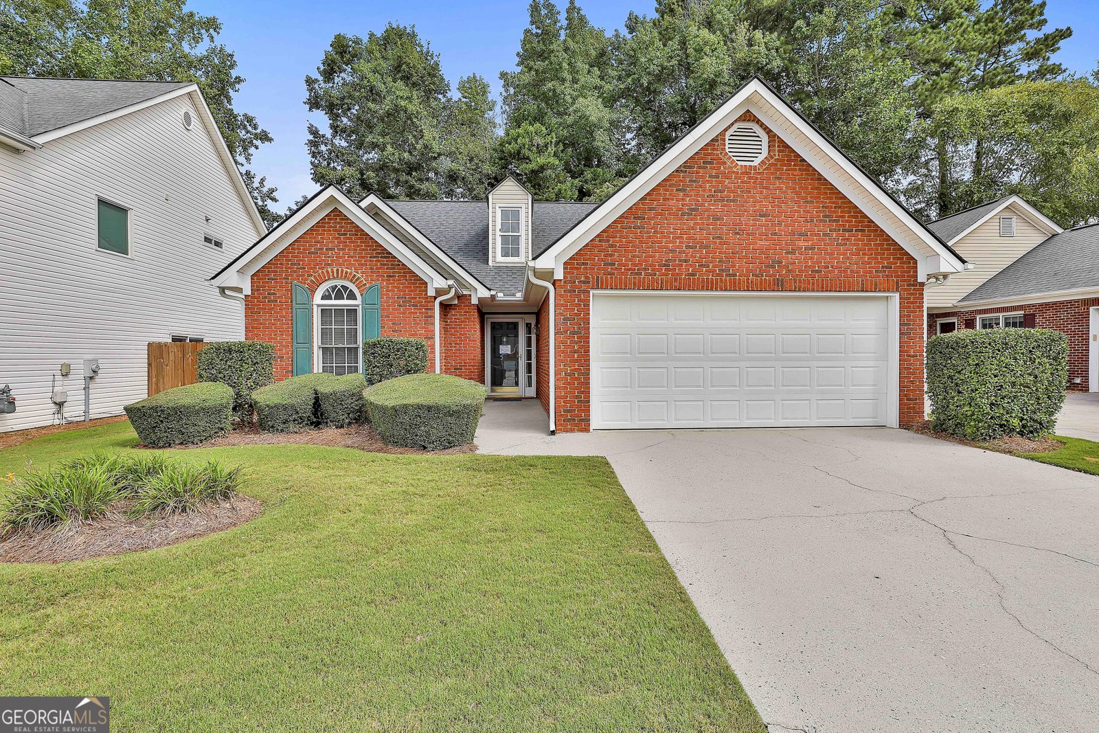 170 Woodstream Way Fayetteville - 1