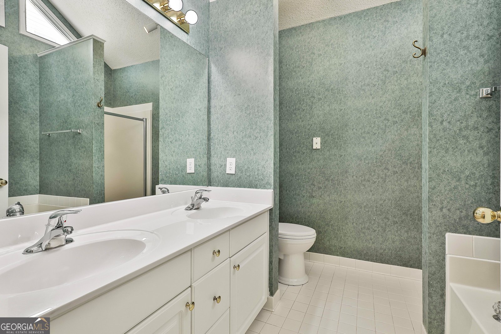 170 Woodstream Way Fayetteville - 21