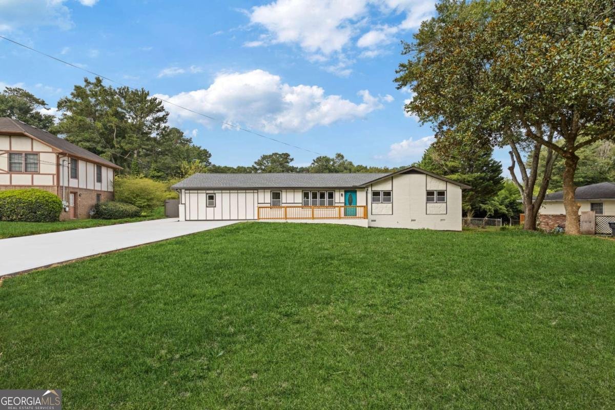 237 Sandra Drive Lilburn - 1