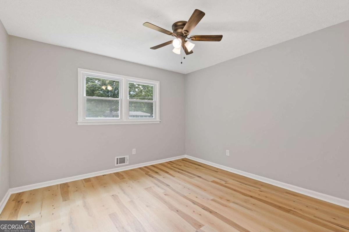 237 Sandra Drive Lilburn - 23