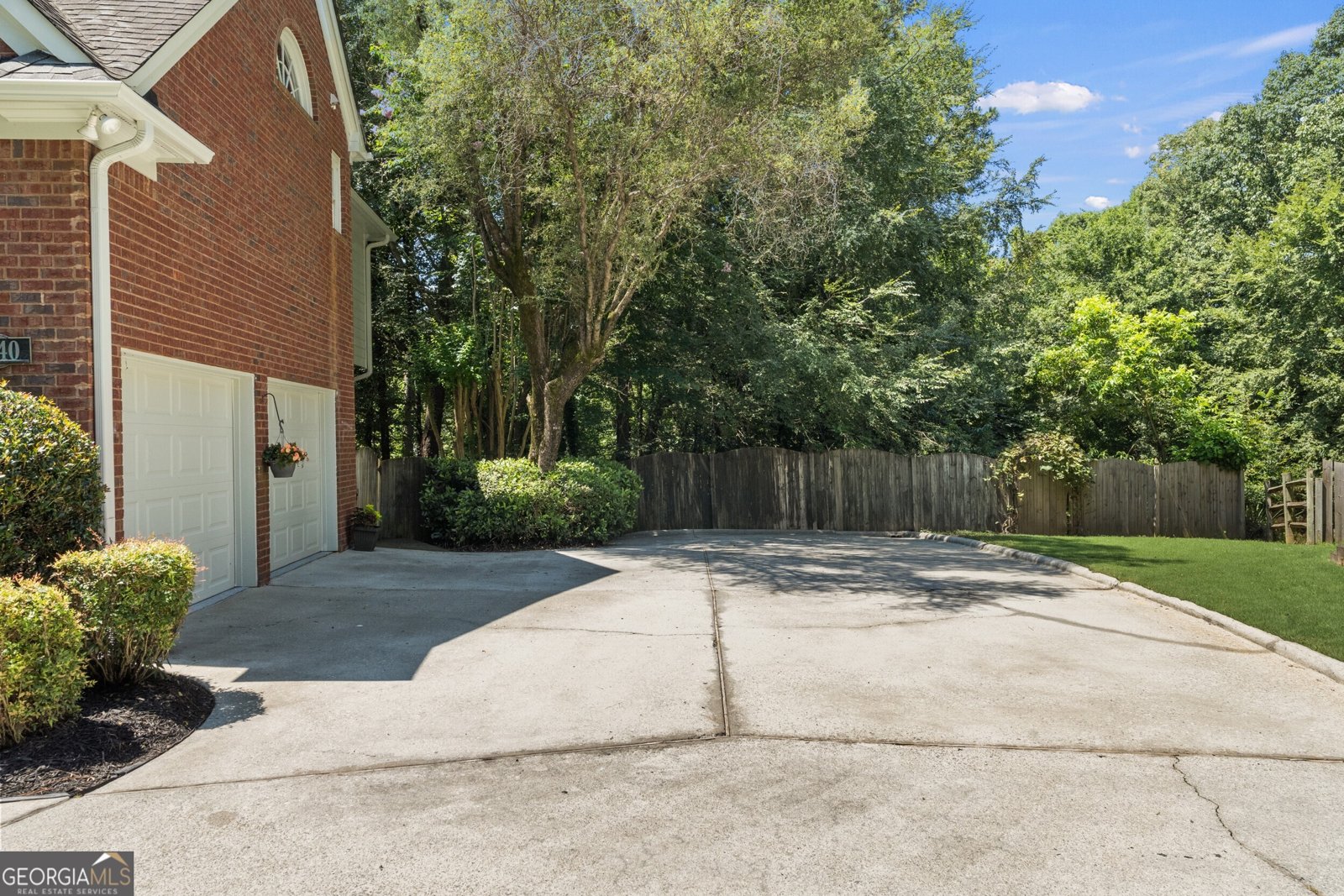 4140 River Bluff Run Way Suwanee - 28