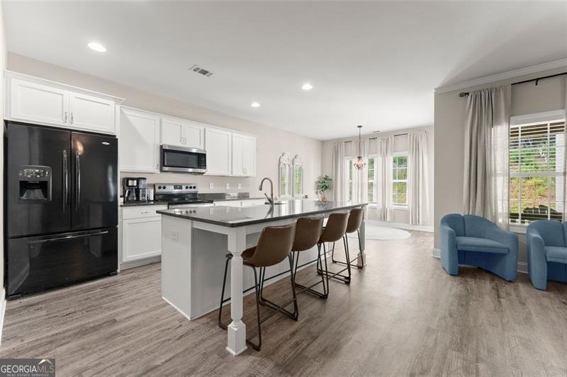 6357 Woodland Station Lula - 9