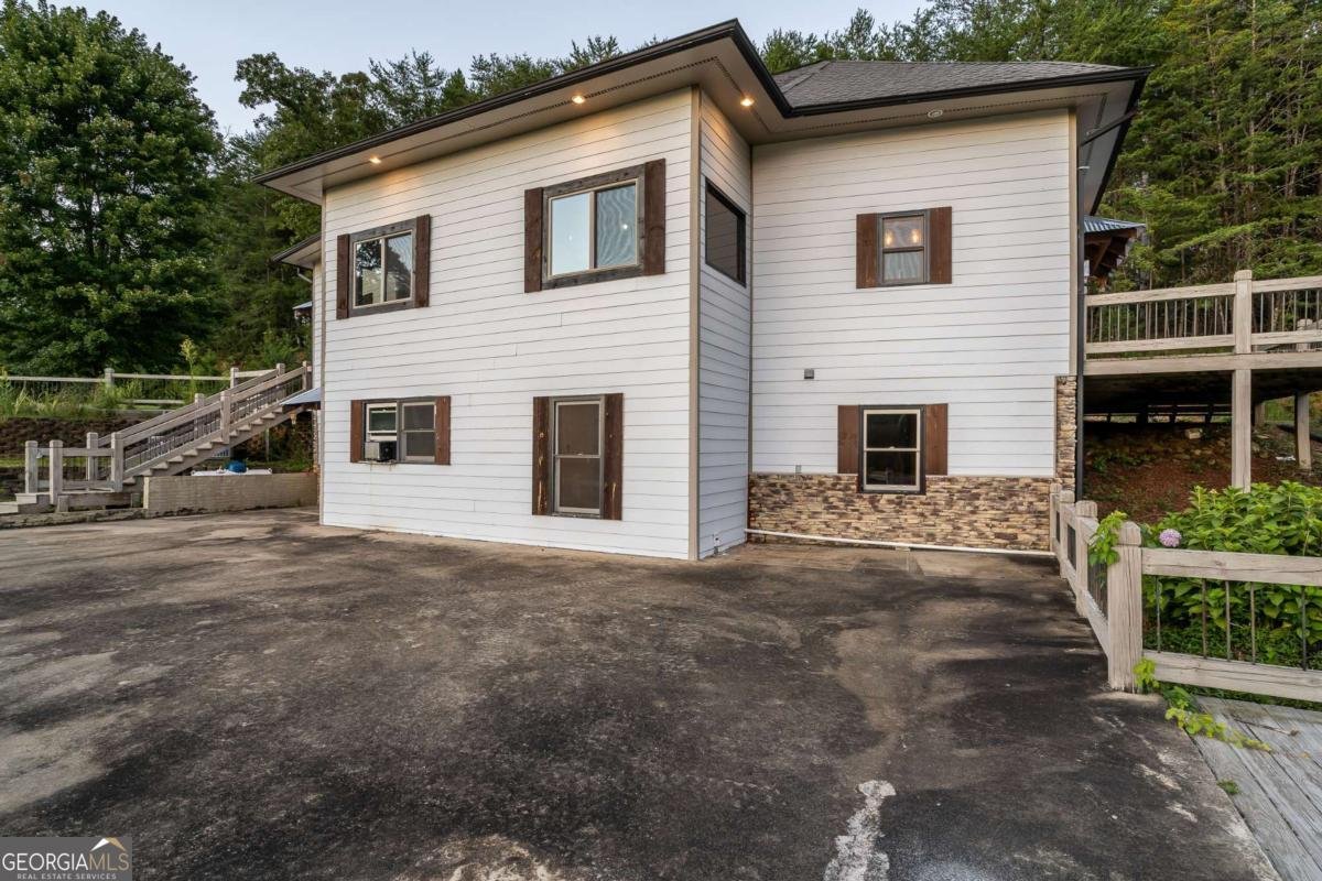 2637 River Road Mineral Bluff - 17