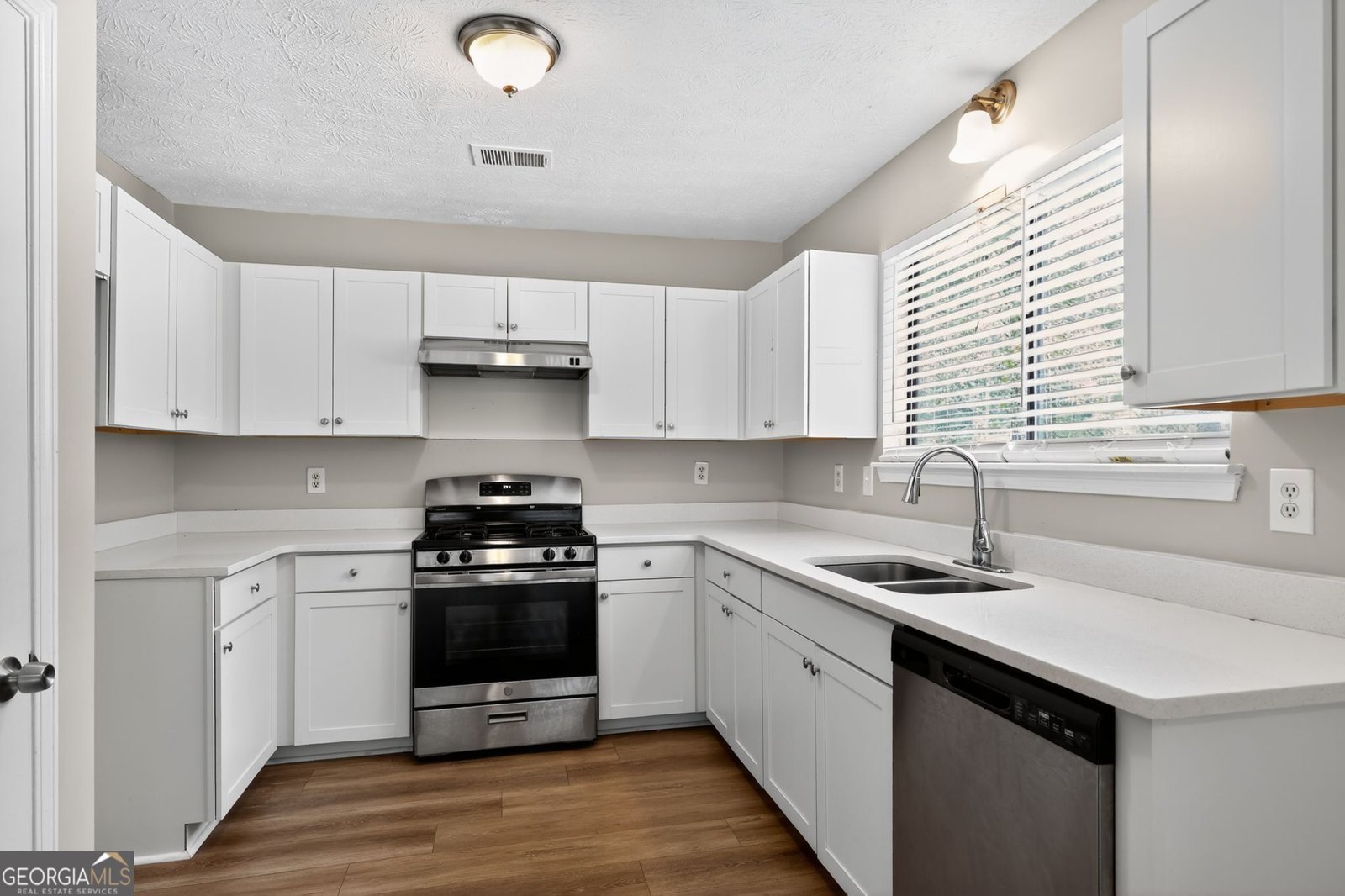 3216 Deshong Drive Stone Mountain - 5