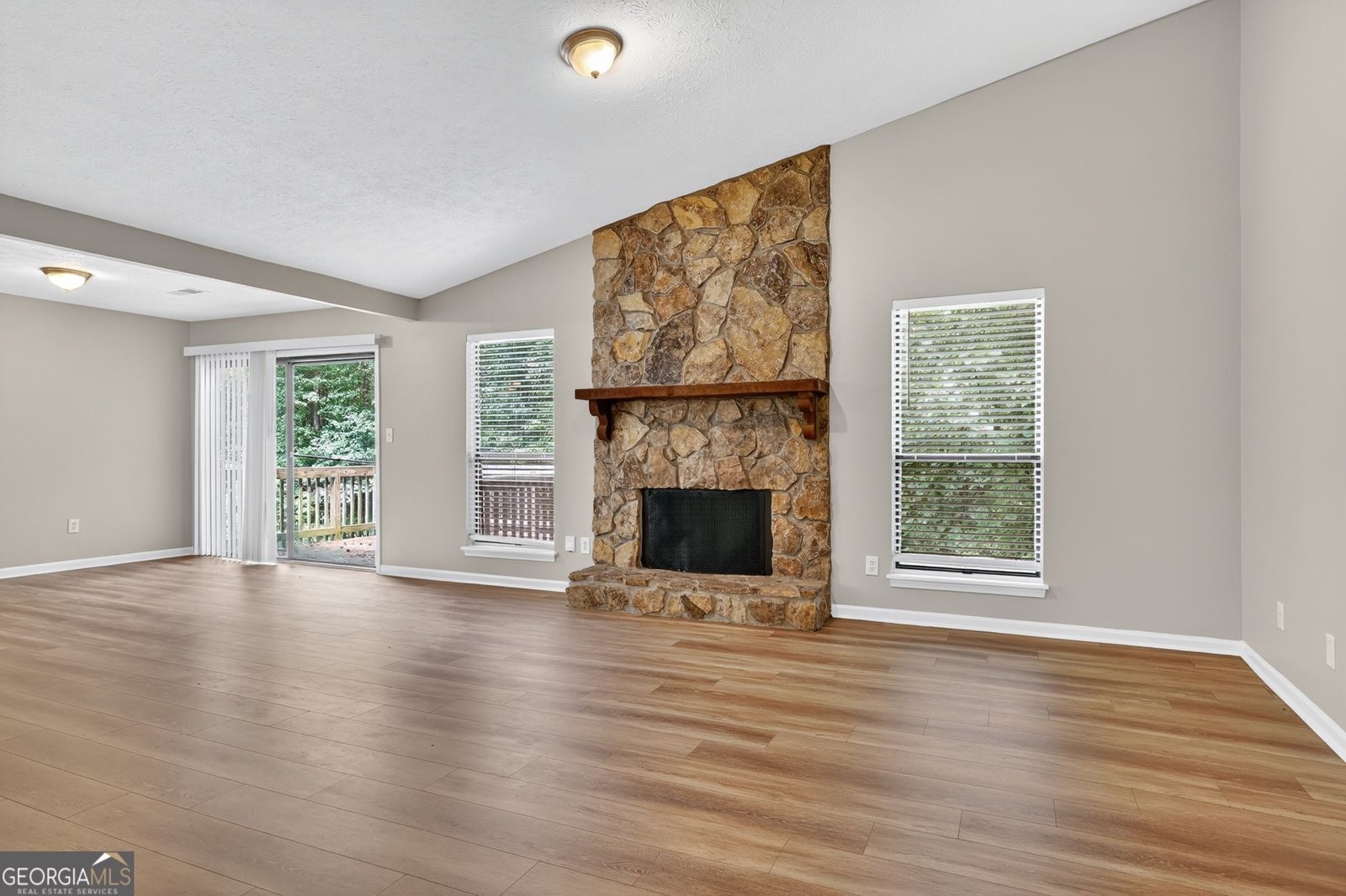 3216 Deshong Drive Stone Mountain - 7