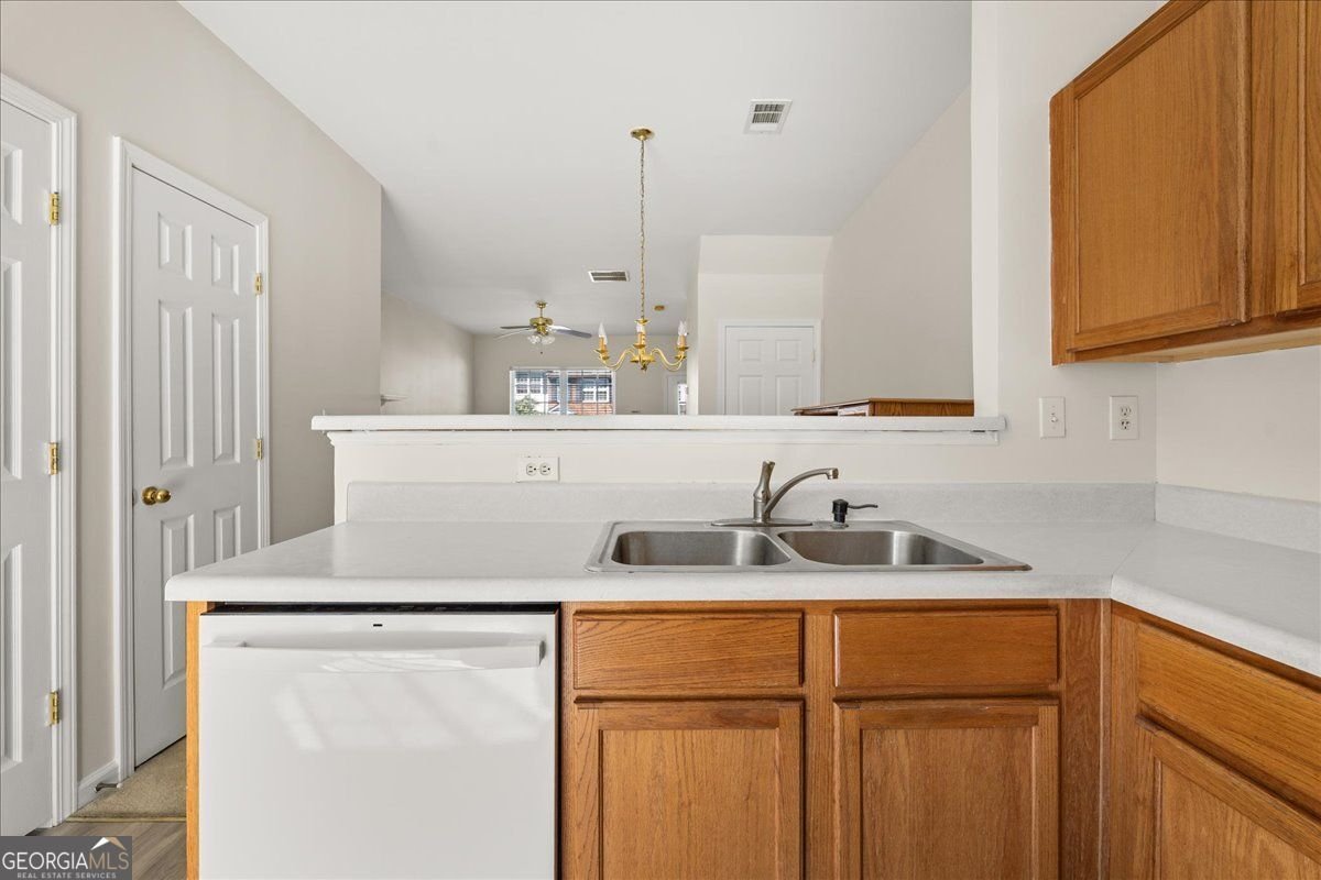 3263 Hidden Cove Circle Peachtree Corners - 13