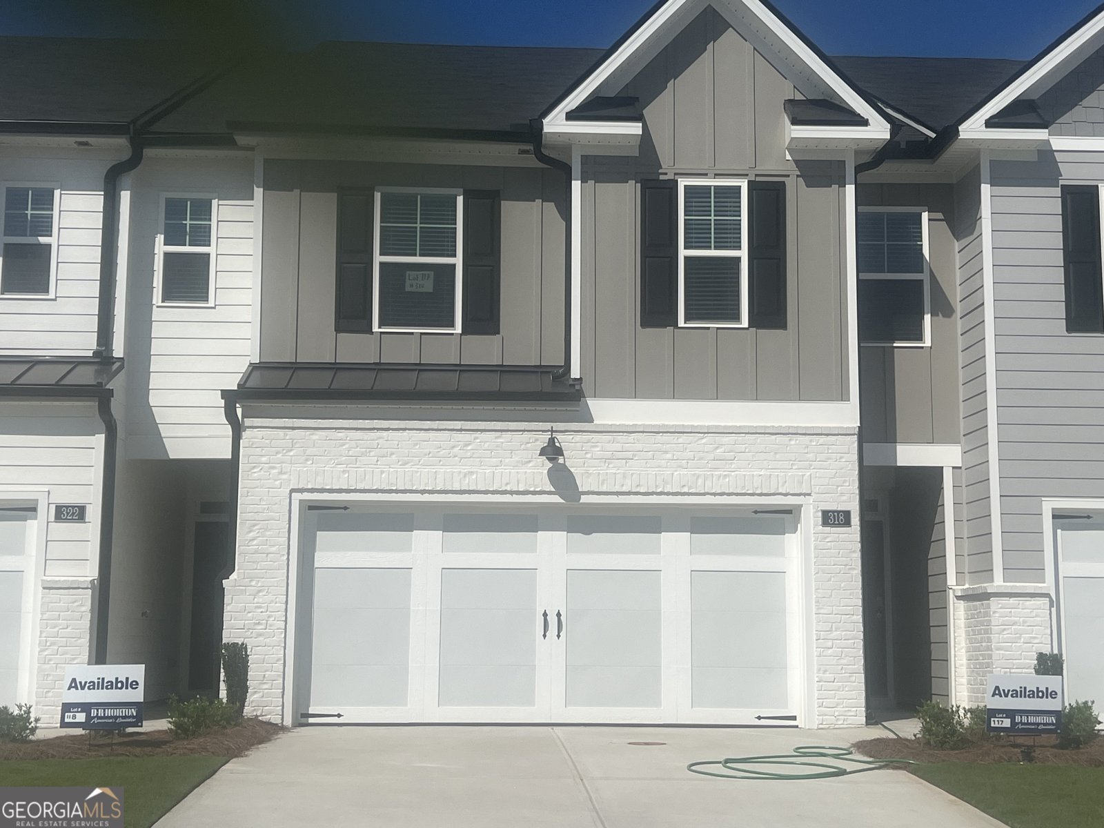 270 Sound Circle Stockbridge - 1