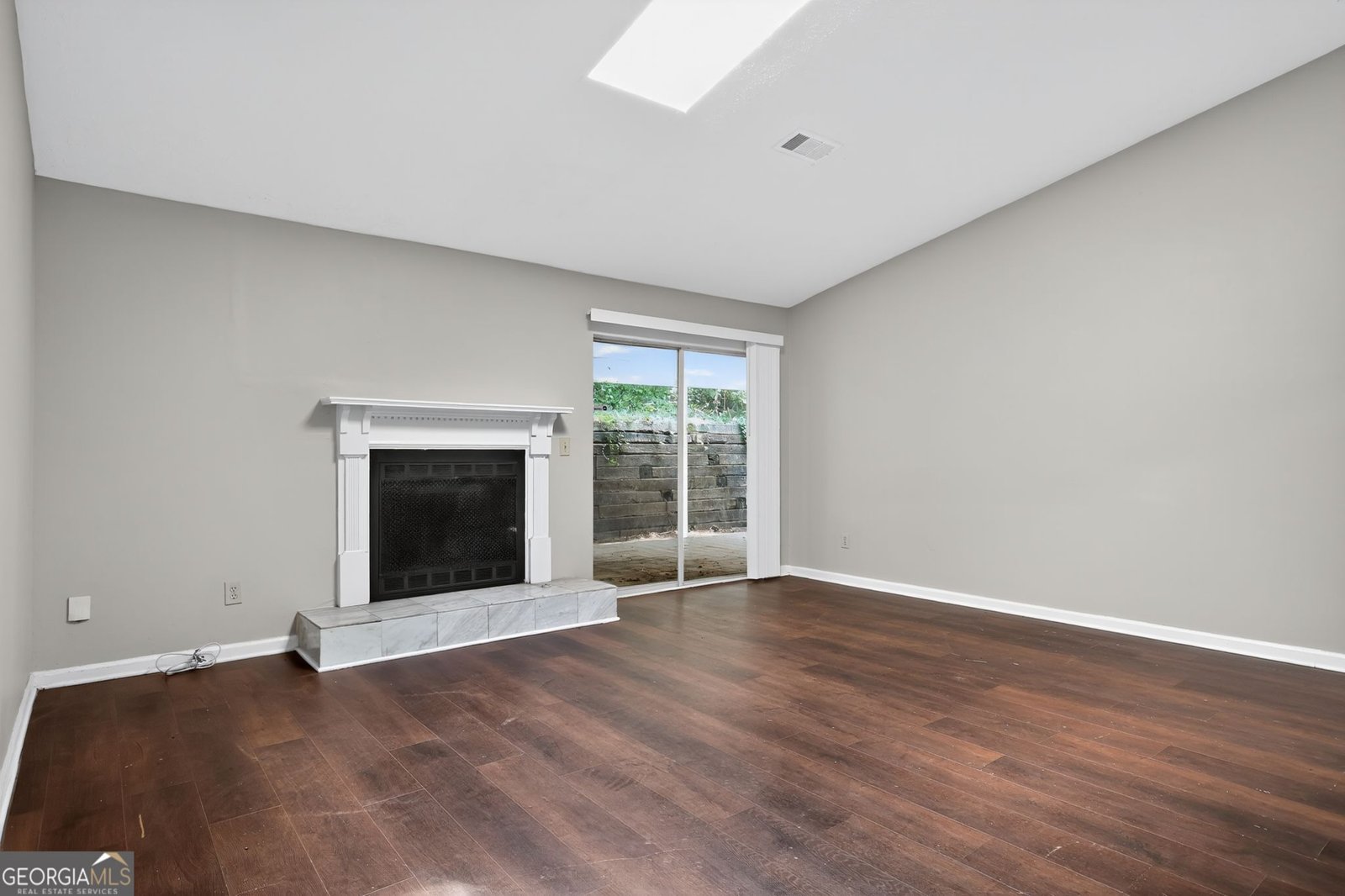 937 Fox Valley Court Stone Mountain - 4