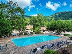 239 Shakespeare Unit 317 Drive Clayton - 1