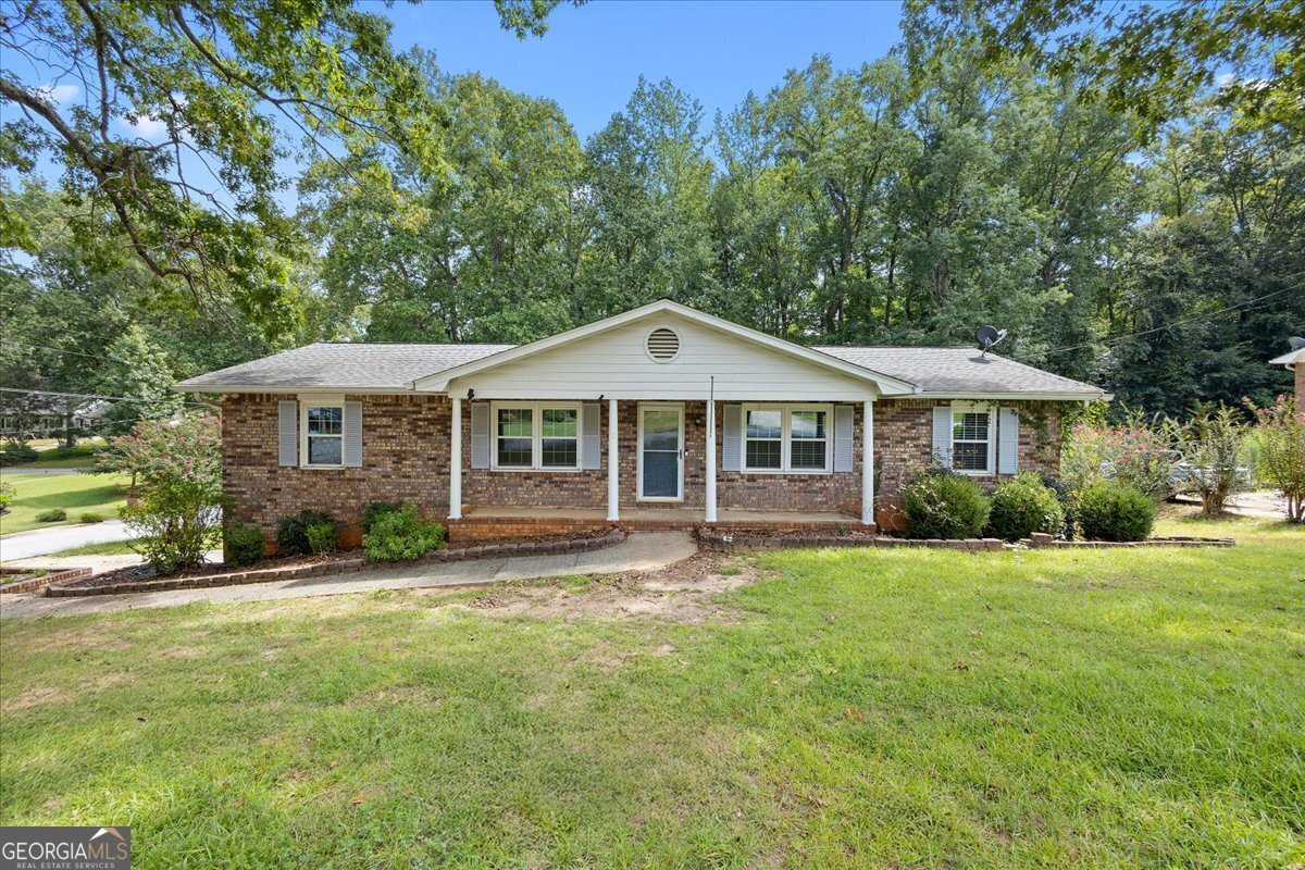 5571 Christi Drive Douglasville - 1