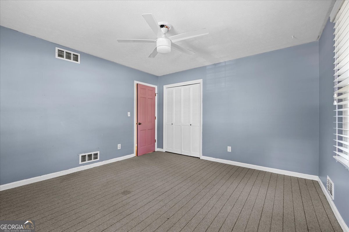 5571 Christi Drive Douglasville - 19