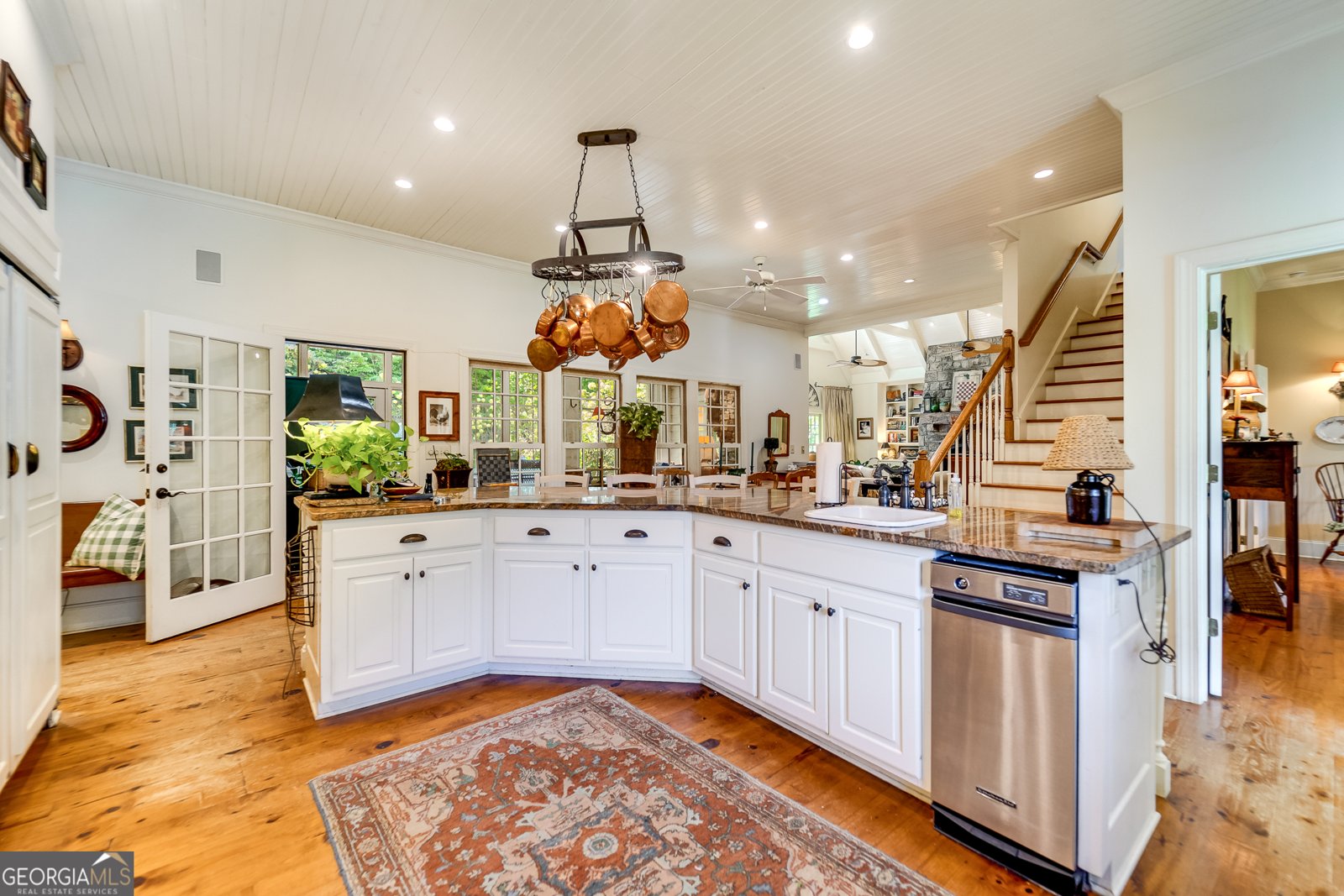 166 Harrington Court Clayton - 34