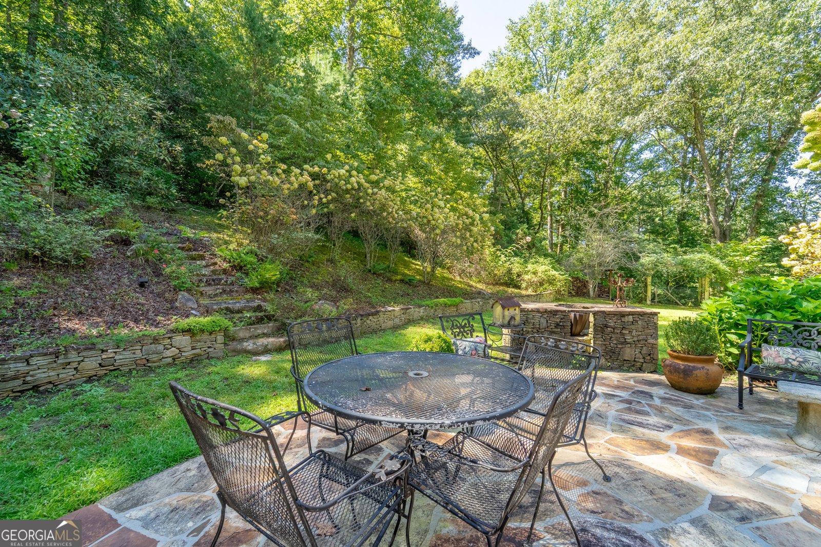 166 Harrington Court Clayton - 39