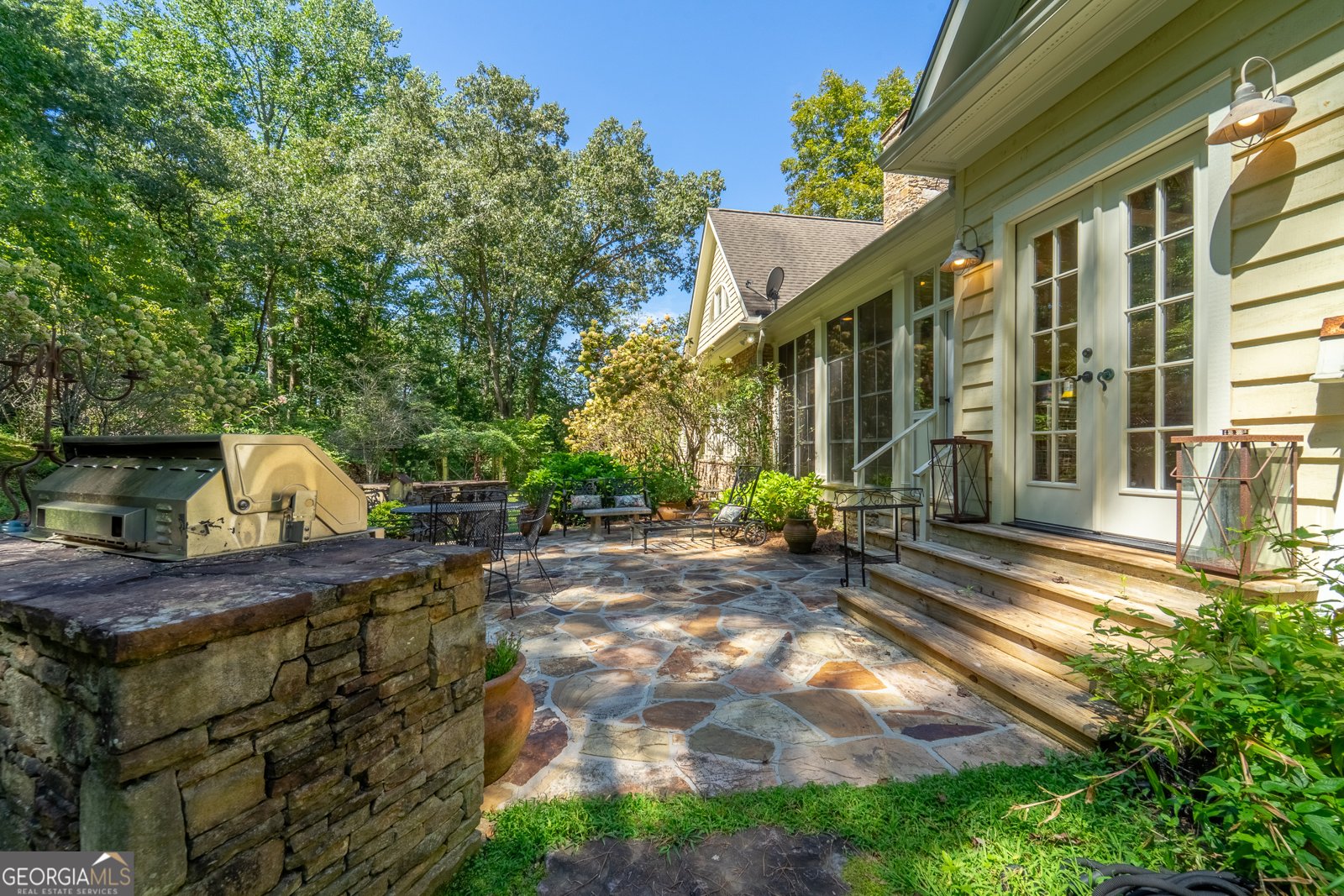 166 Harrington Court Clayton - 41