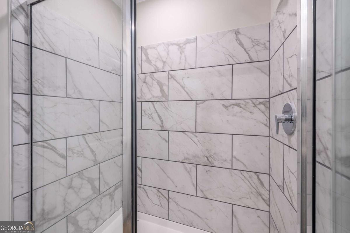 10209 Kelly Bridge Road Dawsonville - 33