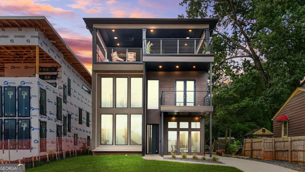 1039 Avondale Avenue Atlanta - 2