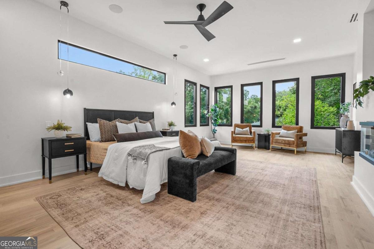 1039 Avondale Avenue Atlanta - 23