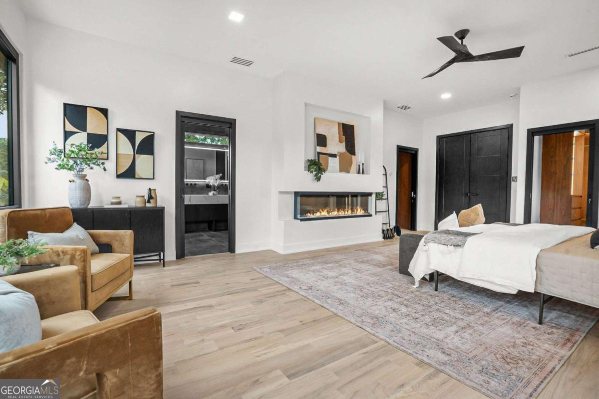 1039 Avondale Avenue Atlanta - 24