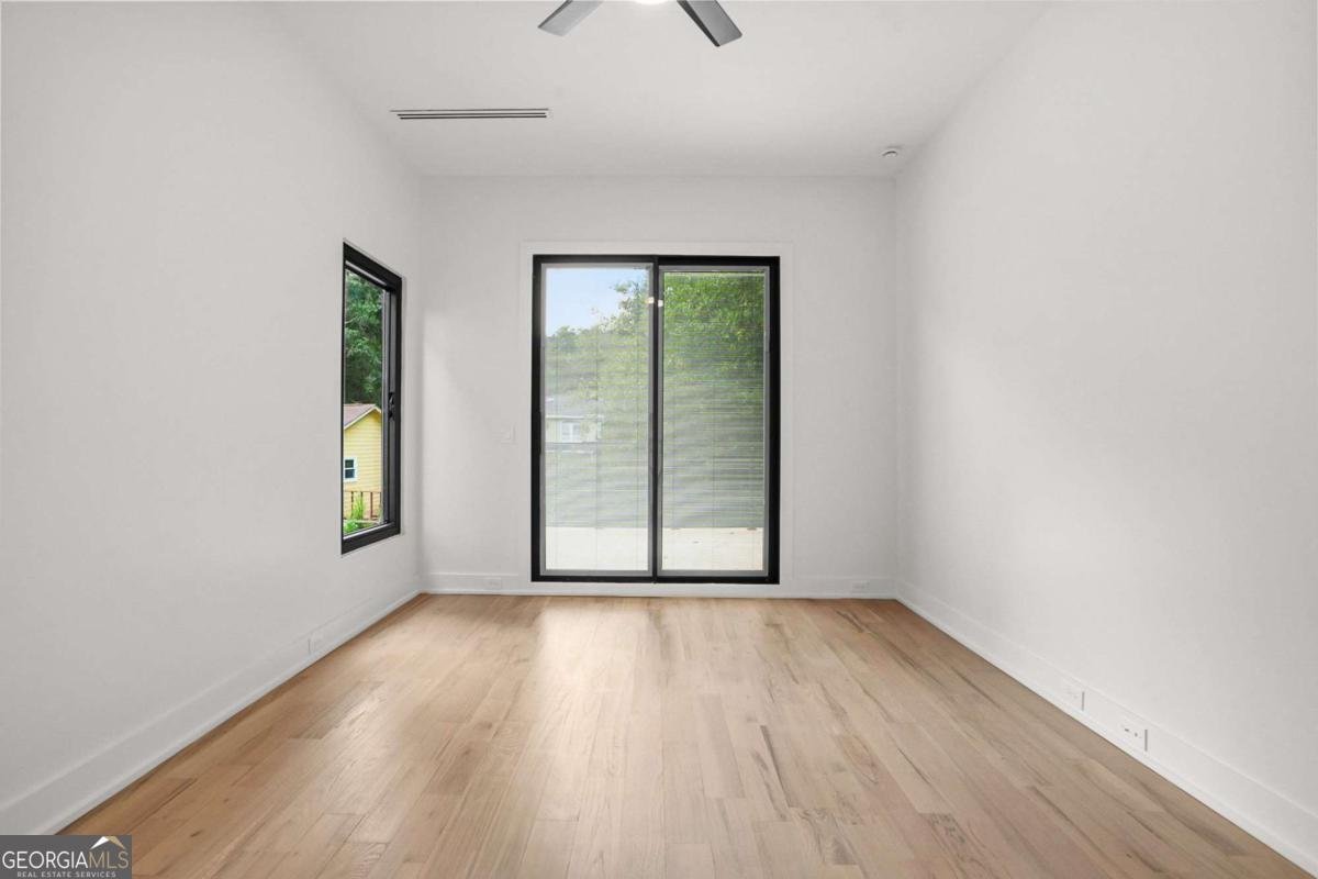 1039 Avondale Avenue Atlanta - 34