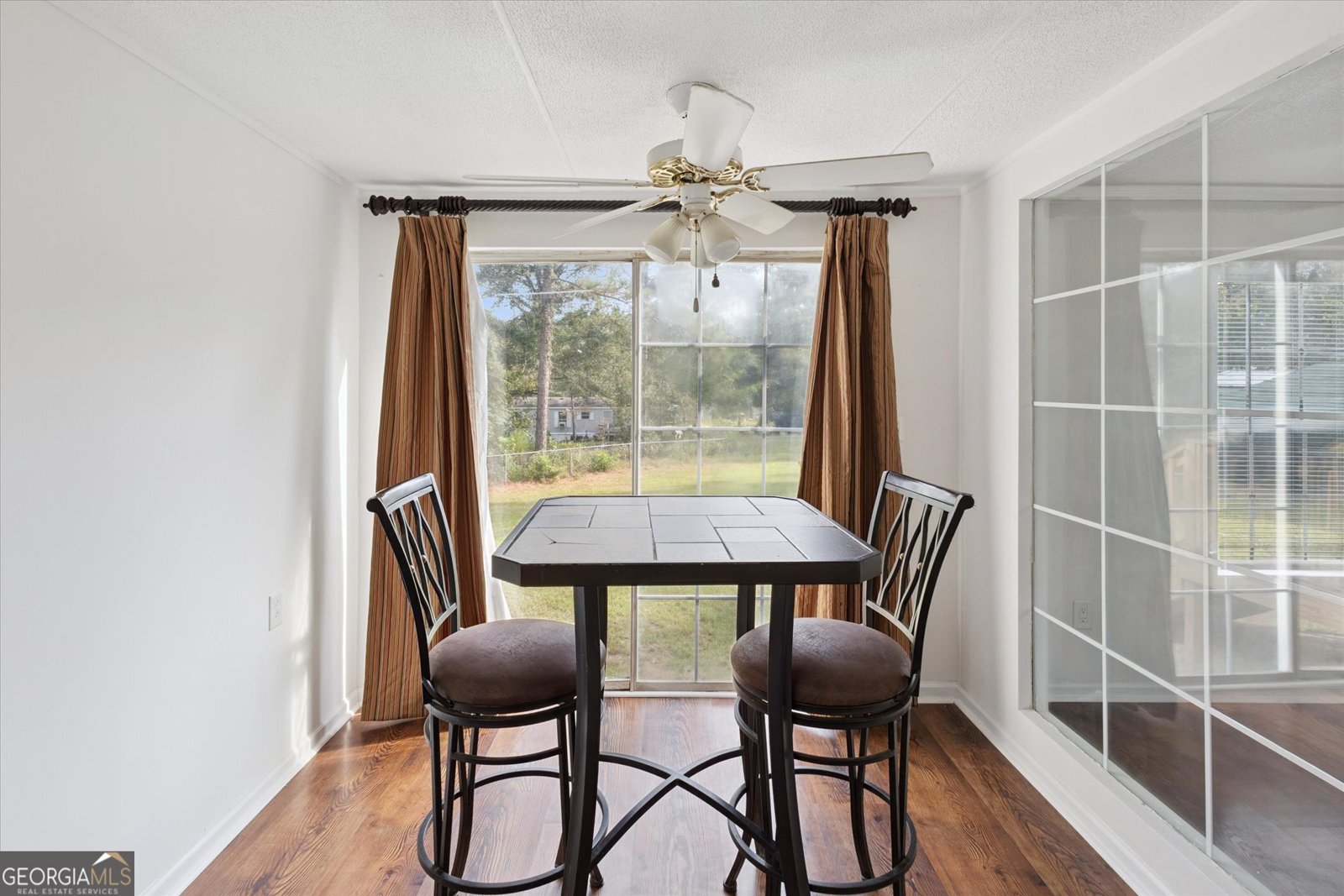 3021 Cowboy Way Portal - 10