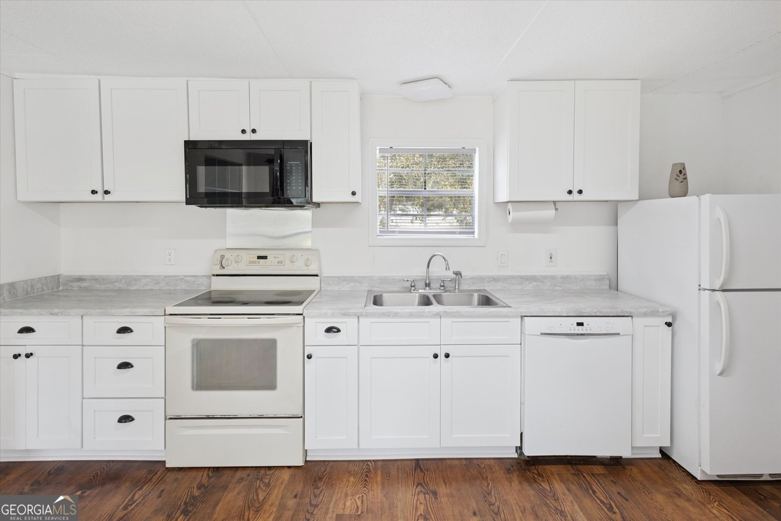 3021 Cowboy Way Portal - 15