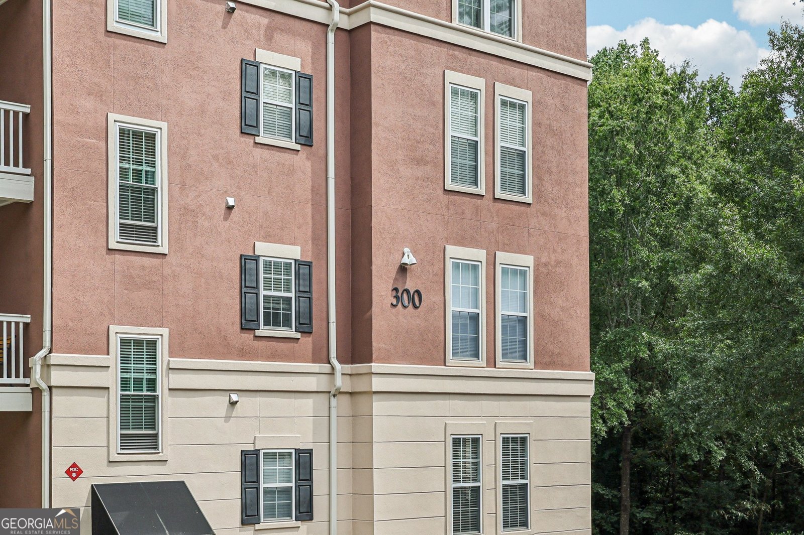 333 Ashford Circle Atlanta - 1