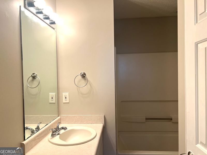 2109 Creekview Trail Decatur - 9