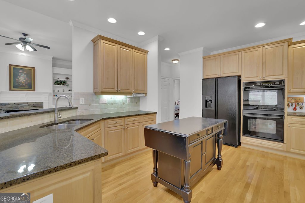 1502 Menlo Drive Kennesaw - 19