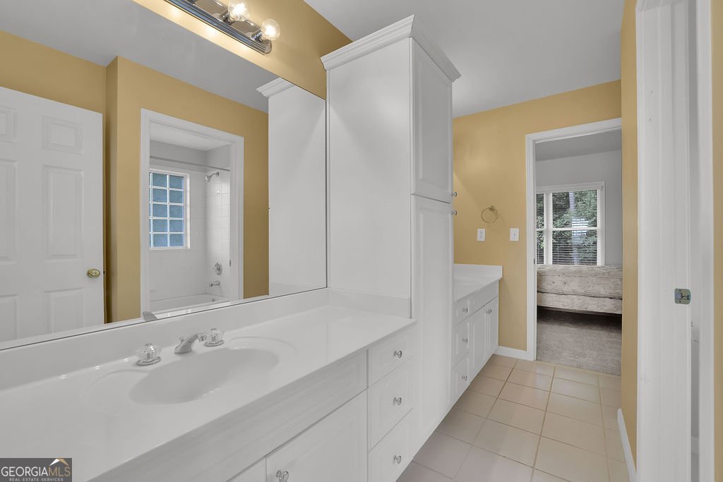 1502 Menlo Drive Kennesaw - 23