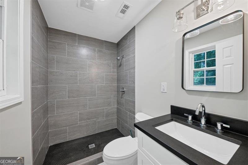 470 PINELAND Road Mableton - 27