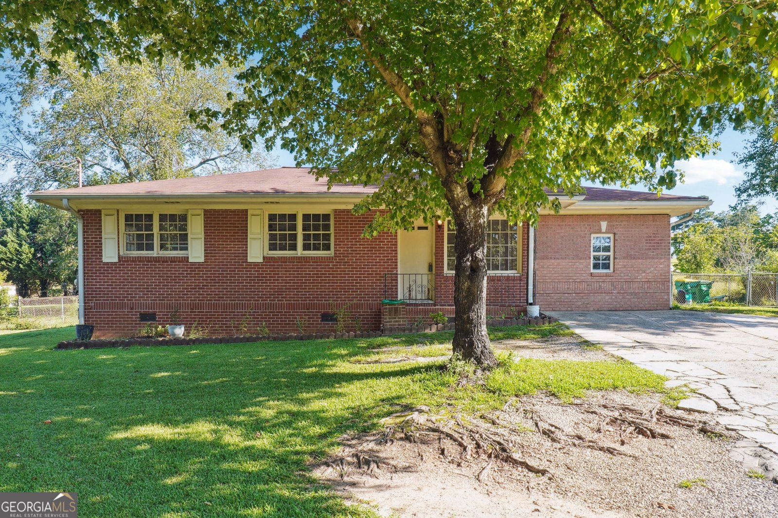 548 Pineridge Drive Forest Park - 1