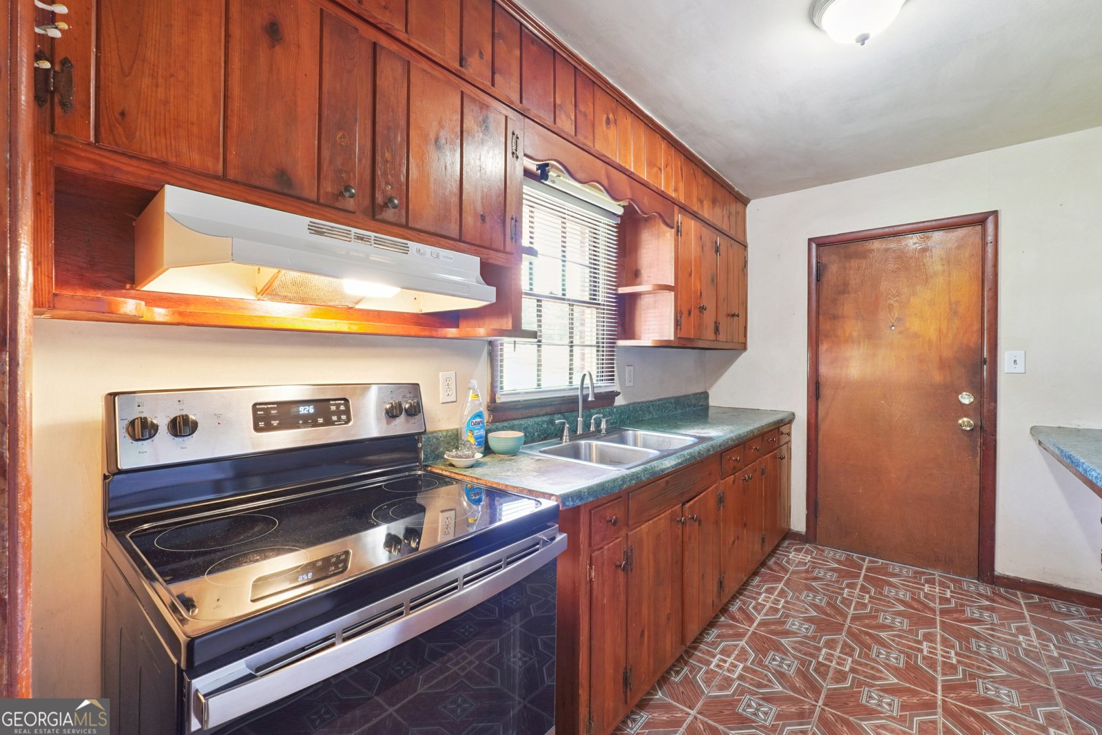 548 Pineridge Drive Forest Park - 10