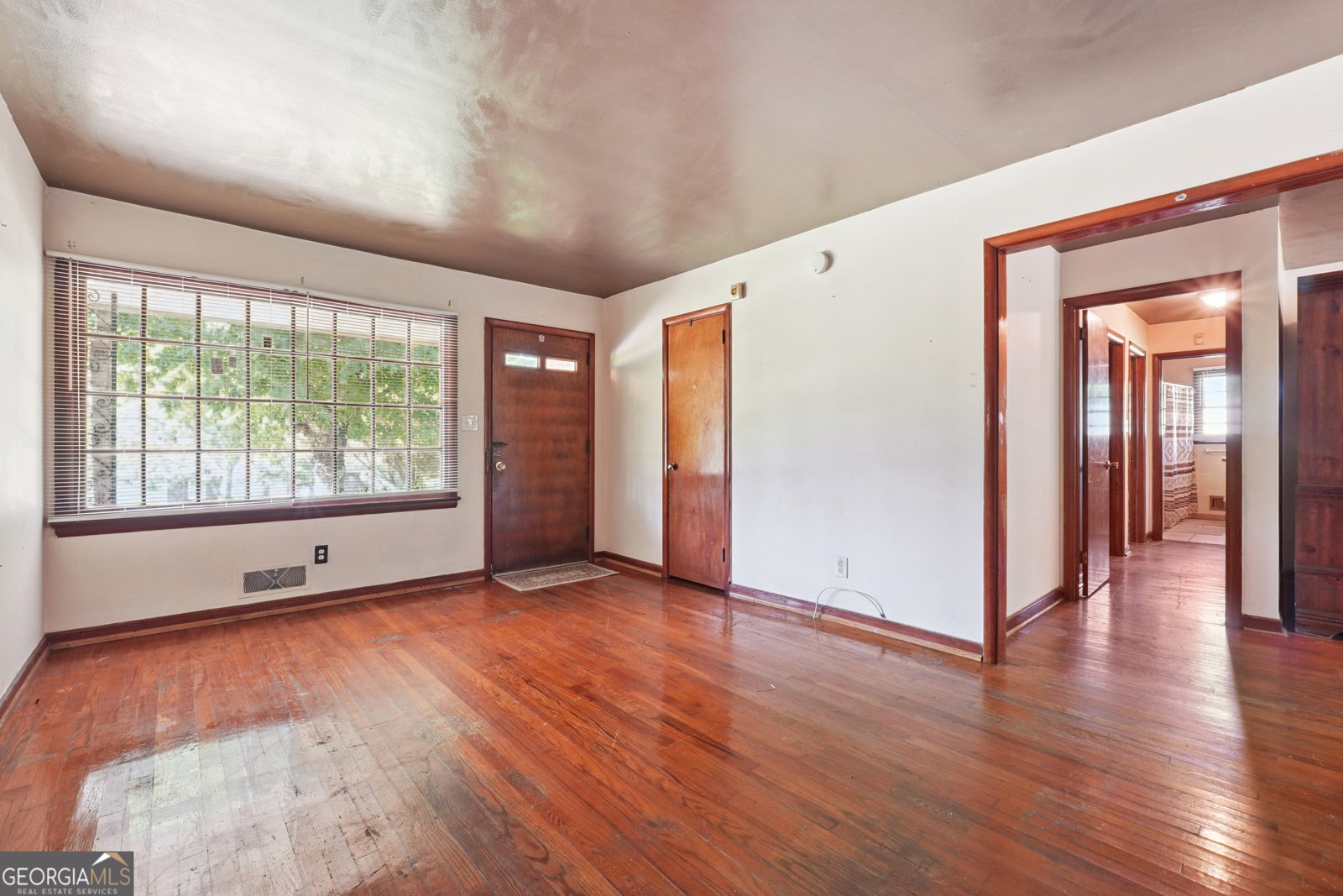 548 Pineridge Drive Forest Park - 7