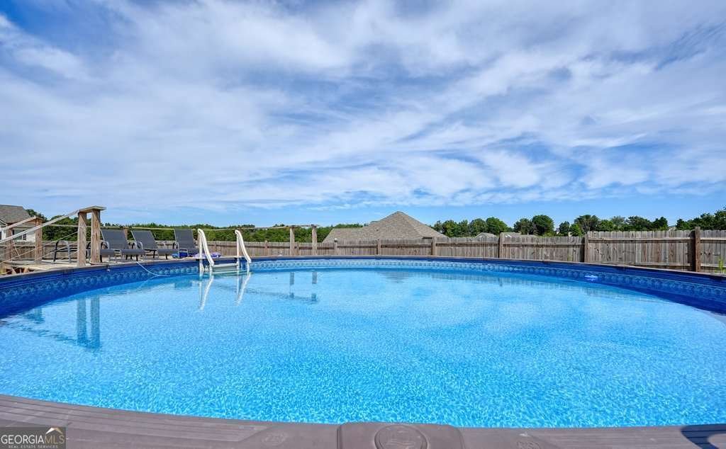 64 Village Circle Rydal - 2
