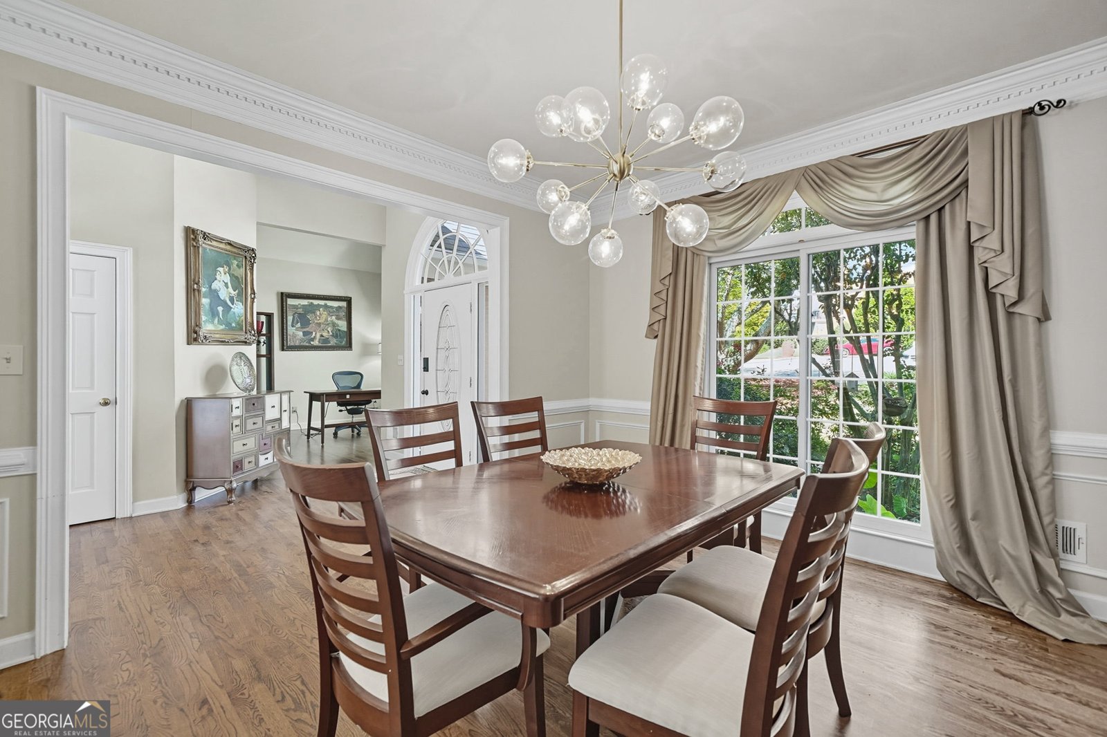 125 Pine Wood Close Roswell - 10