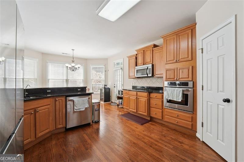 745 SENTRY RIDGE Suwanee - 9
