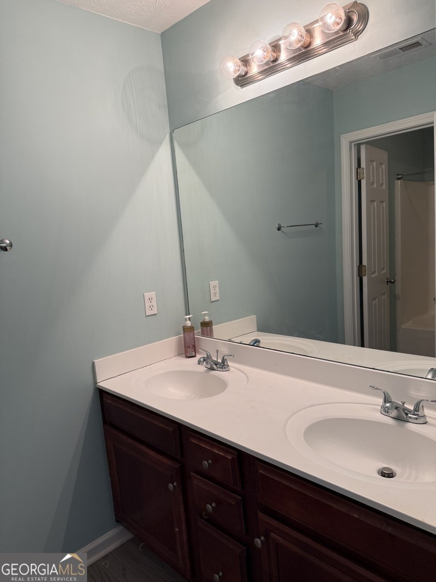2555 Flat Shoals Road South Fulton - 32