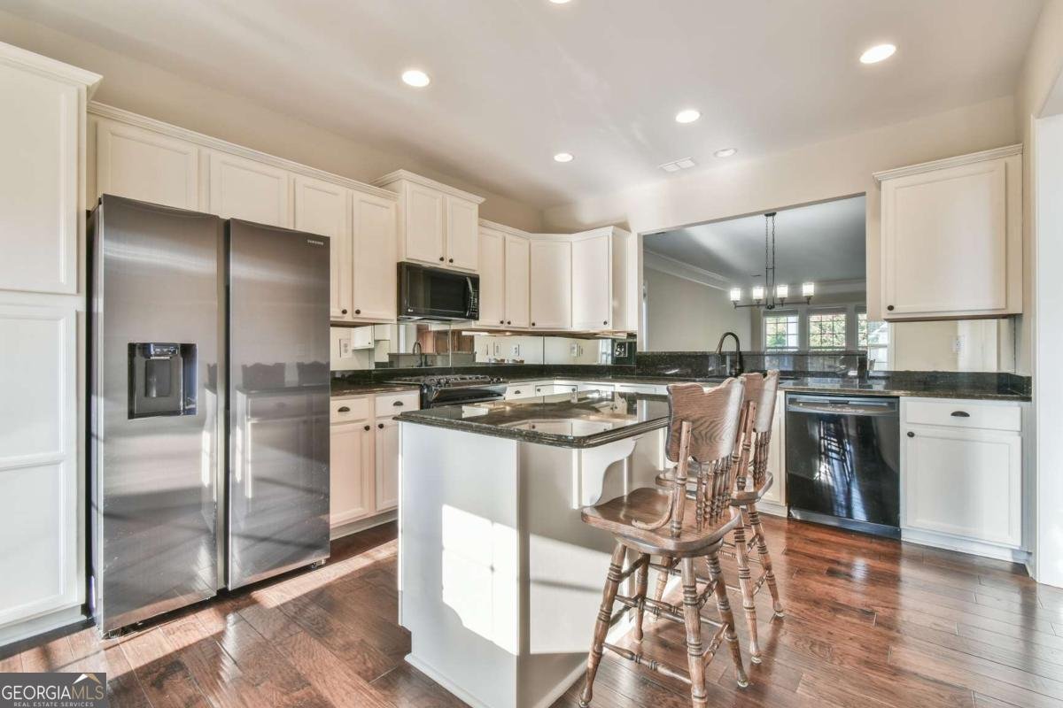 6484 Lantern Ridge Hoschton - 4
