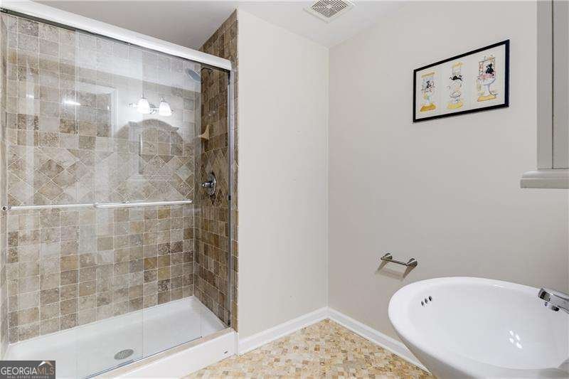 5705 Whitehall Walk Atlanta - 27