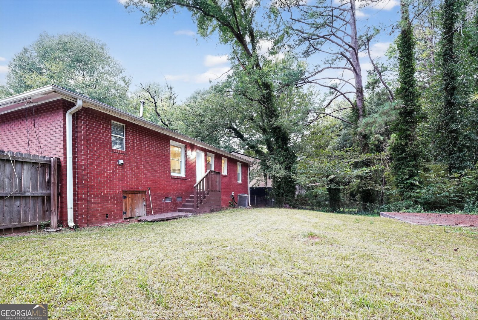 3136 Latona Drive Atlanta - 17