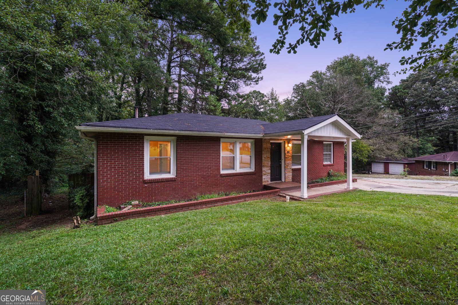 3136 Latona Drive Atlanta - 25
