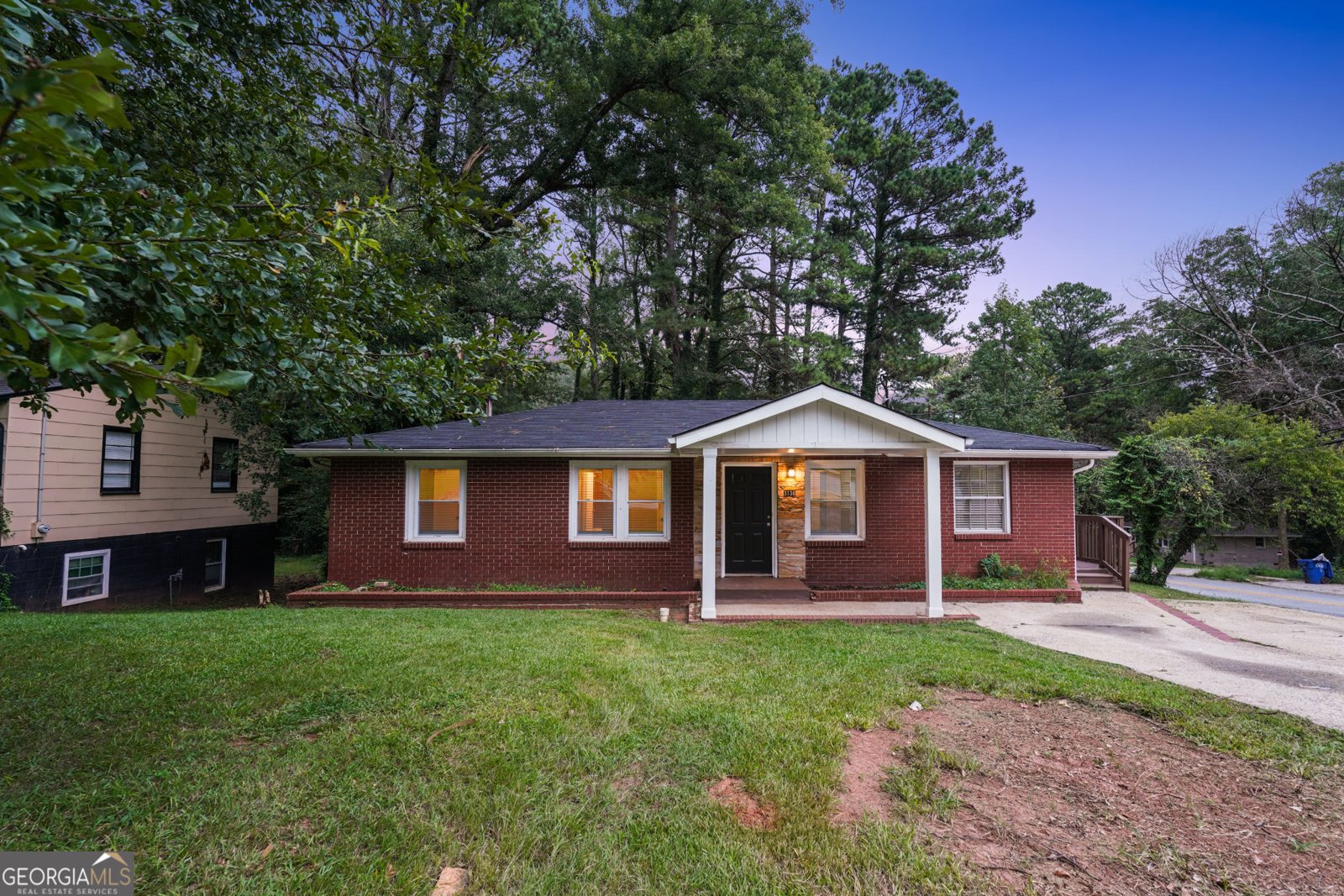 3136 Latona Drive Atlanta - 26